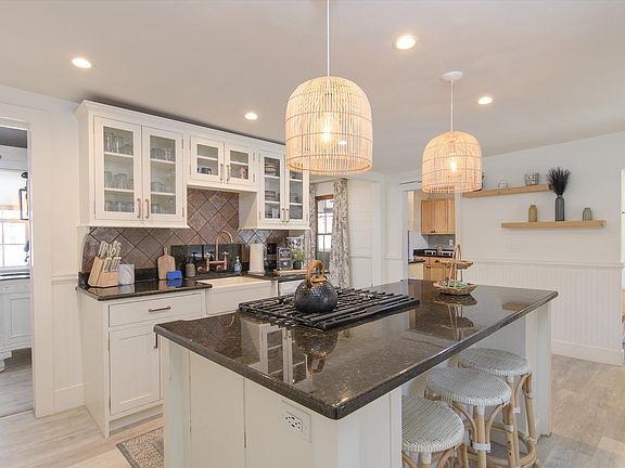 5th image of 5 William Mundell Road