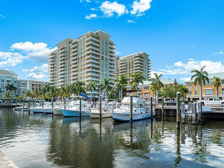 700 E Boynton Beach Blvd #105 — Photo 14