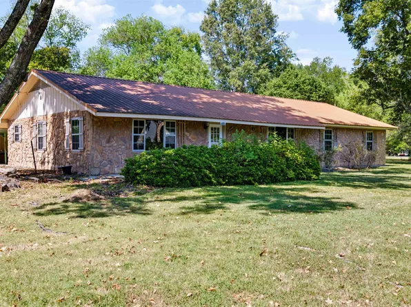 615 Ashley St, Oak Grove, LA 71263