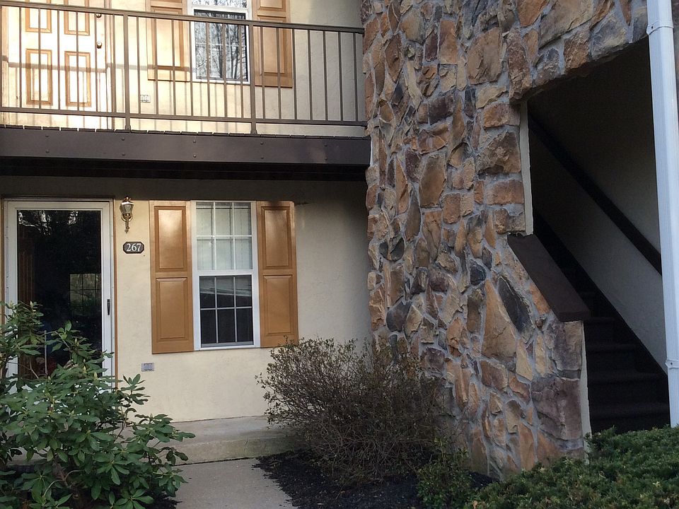 Private Front Entrance
