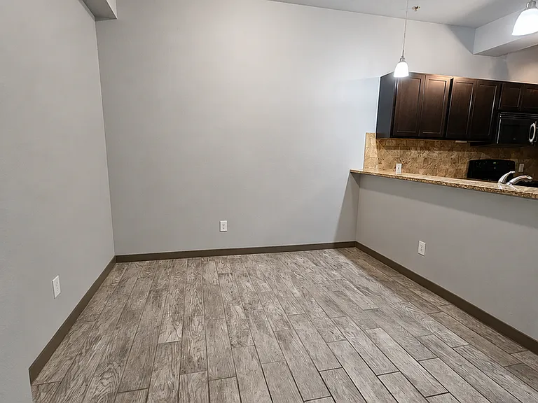 Recent Construction, Premier Finishes, Wonderful Rates! Enclave Apartments — Photo 30
