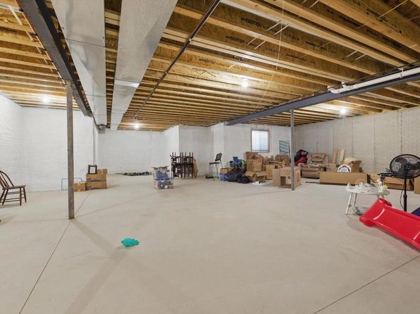 1507 Sandhill BOULEVARD, Hartland, WI 53029