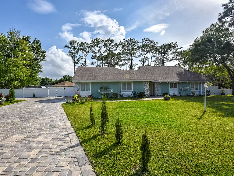 213 Riverbend Rd — Photo 41