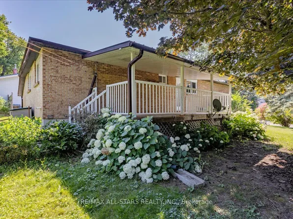 142 Parkview Rd, Georgina, ON L4P 2J7