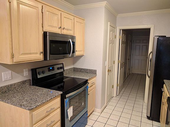 Kitchen - range area