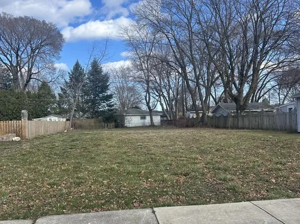 4010 South KIRKWOOD AVENUE, Saint Francis, WI 53235