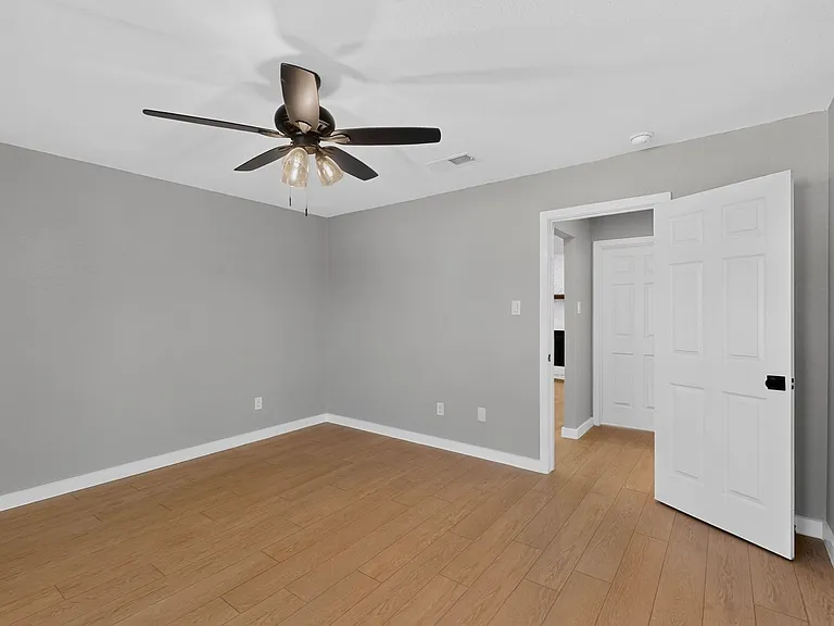 6708 Johnnie Ct — Photo 34