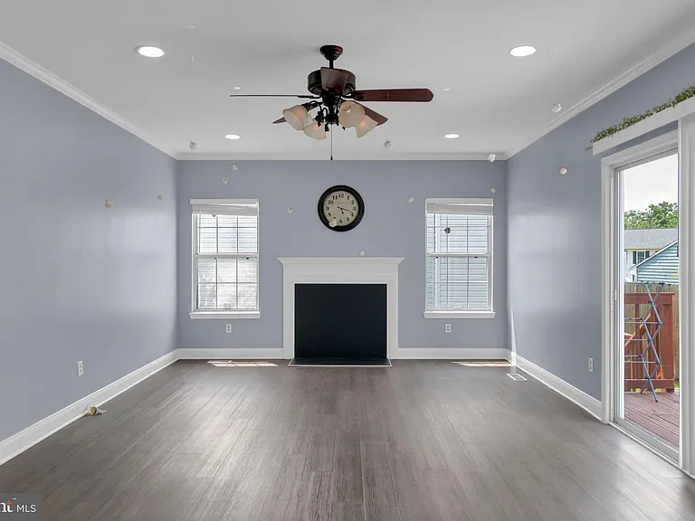 15704 Beau Ridge Dr — Photo 16