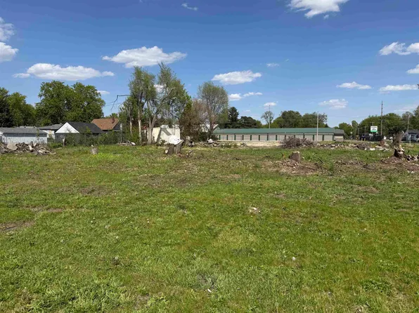 1465 E Bayliss Ave, Beloit, WI 53511