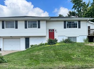 21012 Appaloosa Dr, Elkhorn, NE 68022