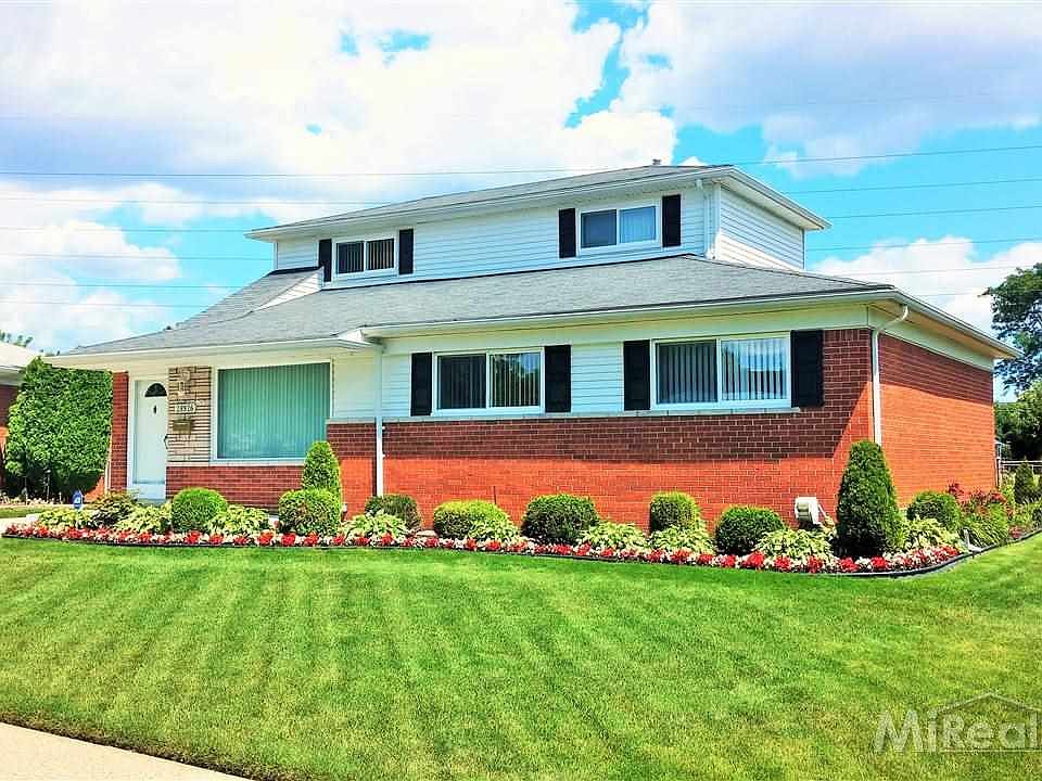 1st image of 28926 Bradner Dr
