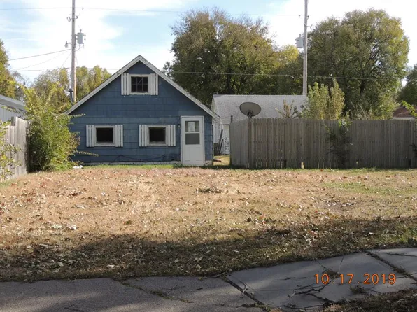 411 E 15th St, Grand Island, NE 68801