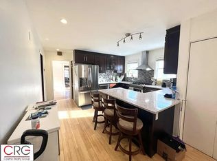 9 Melbourne Ave #2, Newtonville, MA 02460