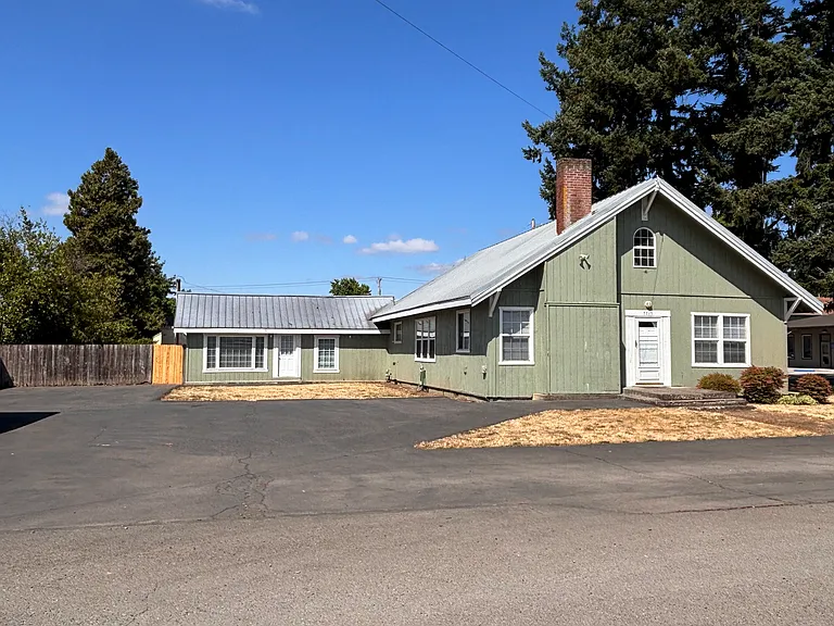 7715 4th St SE — Photo 13