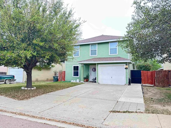 17529 College Port Dr, Laredo, TX 78045