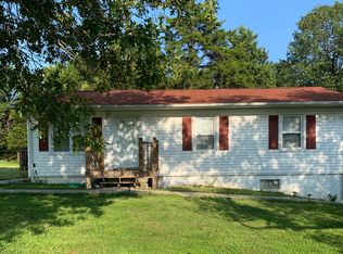 315 Harold St, Crocker, MO 65452