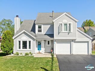 76 Washington Ave, Streamwood, IL