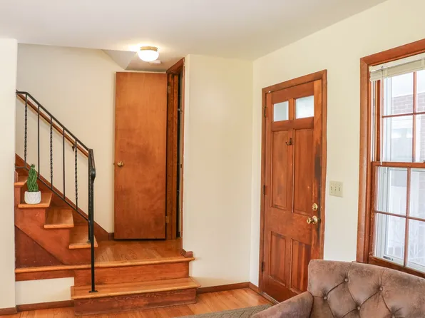 1913 Douglas Ave., 1913 Douglas Ave, Ames, IA 50010