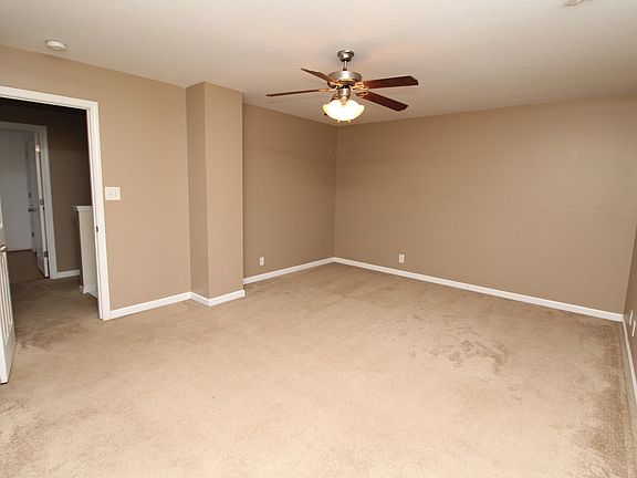 5th image of 202 Alysheba Ct