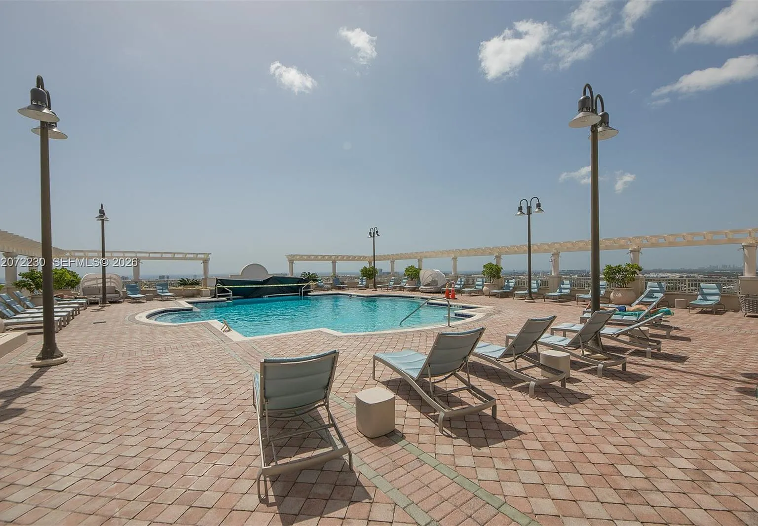 Nuriver Landing Condo — Photo 4