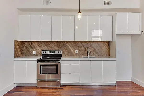 Rented by Superior Homes | media 2