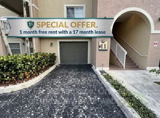 6426 Emerald Dunes Dr APT 306, West Palm Beach, FL 33411