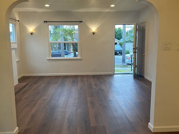 5th image of 1334 Park Ave