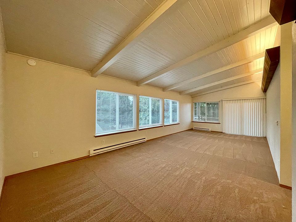 1st image of 15621 4th Ave S #17