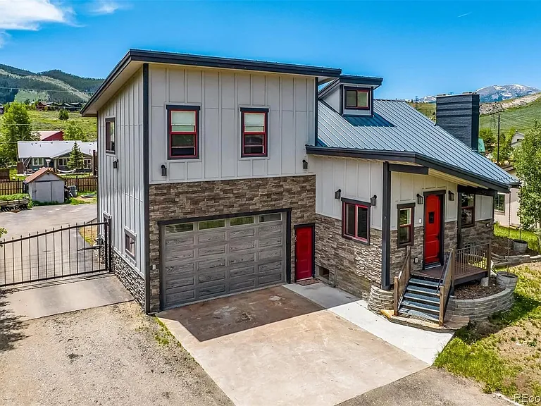 96 Climax Dr — Photo 8