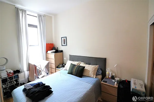 Rented by Oxford Property Group | media 8