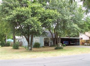 128 Woodard Ave, Cleburne, TX 76033