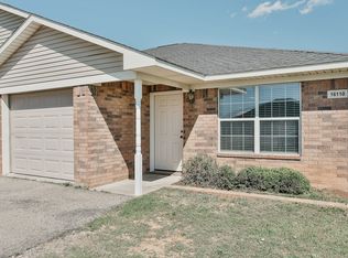 16110/16112 Rolling Meadows Dr., Lindale, TX 75771