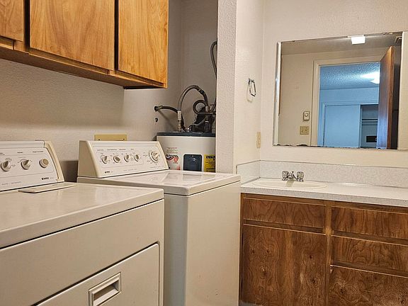 4th image of 123 N Stinson St #5