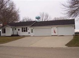 102 Prospect St, Milroy, MN 56263