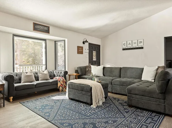 41750 Tanager Dr, Big Bear Lake, CA 92315