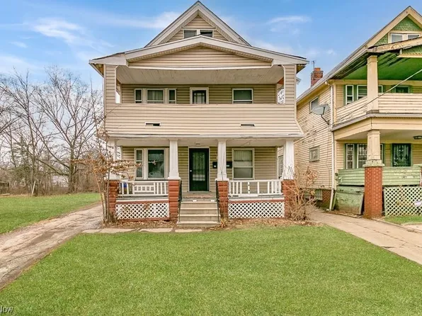 9805 Lamontier Ave, Cleveland, OH 44104