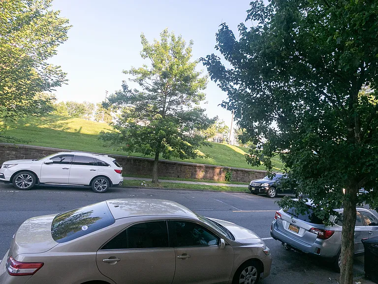 567-569 S 17th St #2A — Photo 5