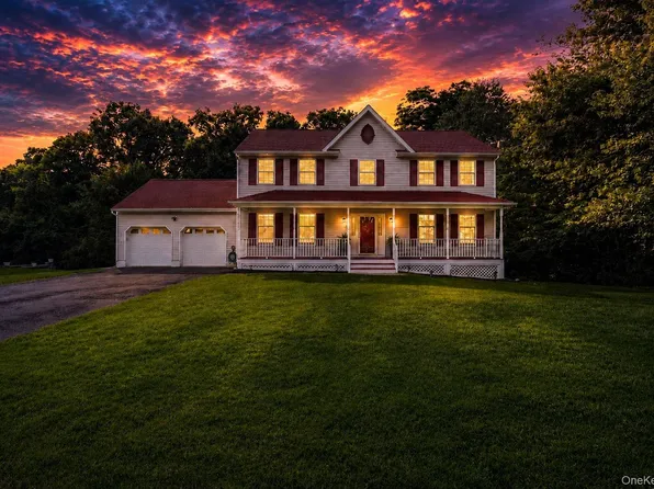 44 Ramblewood Drive, Newburgh, NY 12550