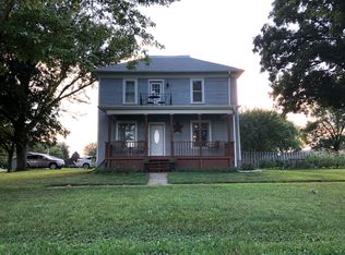 1002 Maple St, Tyndall, SD 57066