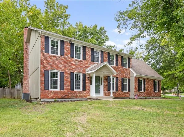 8800 W 115th St, Overland Park, KS 66210