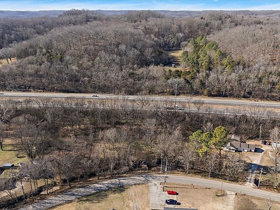 2nd image of 1105 Slaters Creek Rd