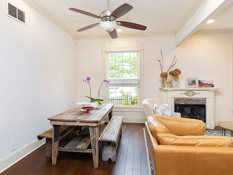 1502 Woodlawn Ave — Photo 27
