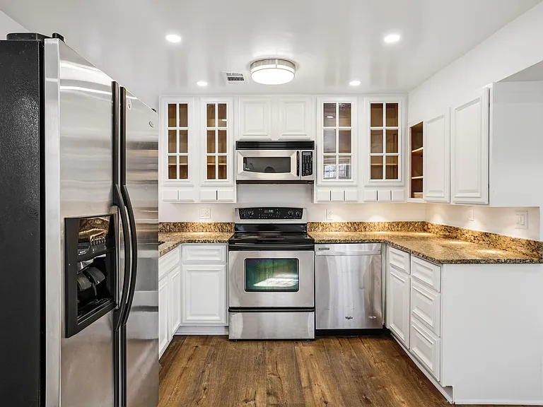 1377 Quincy St NW — Photo 5