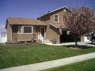 11572 S Sage Mesa Dr, Sandy, UT 84094