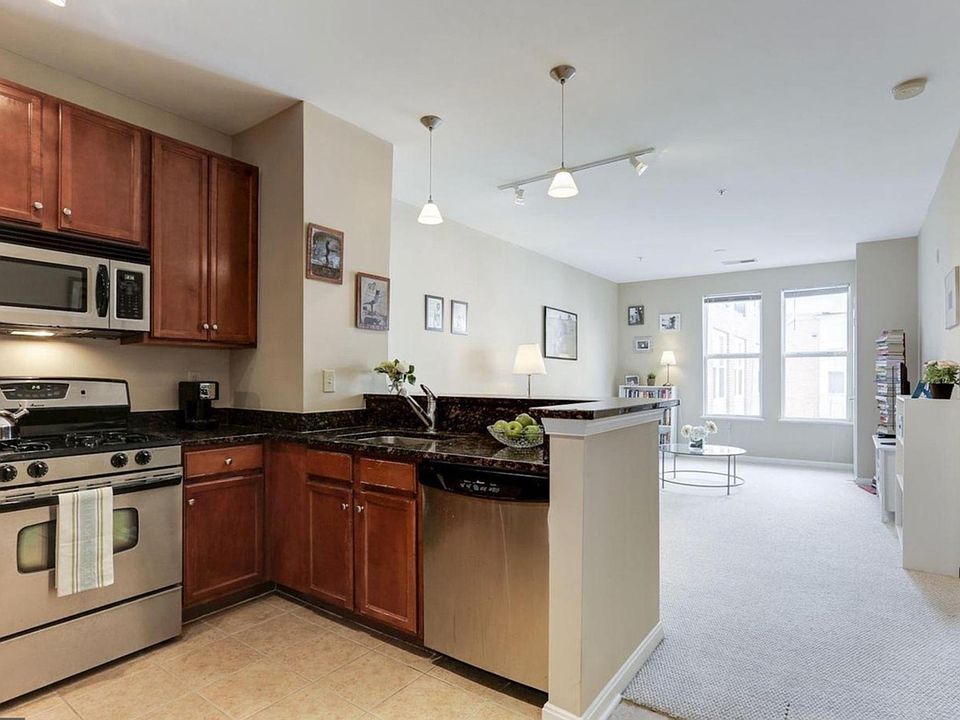 1st image of 2665 Prosperity Ave APT 140