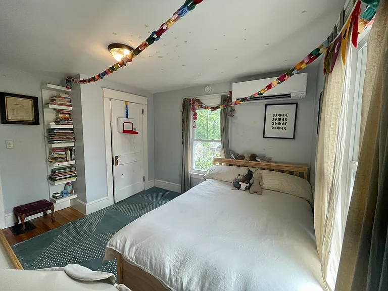 135 Anthoine St — Photo 38