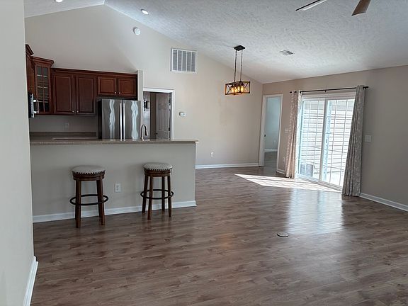 4th image of 3154 Shorecrest Bay Dr