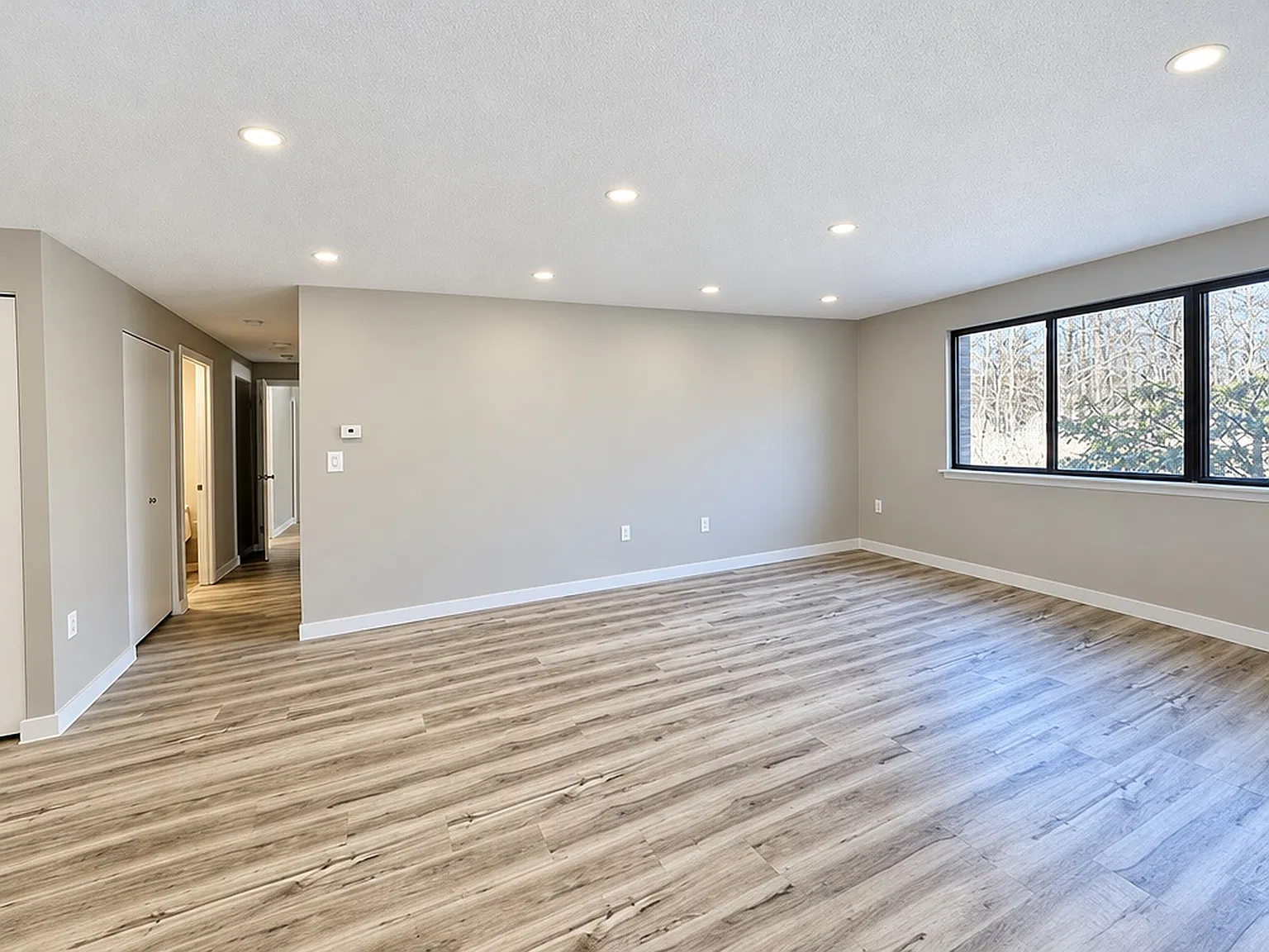 2 bed, 850 sqft, $3,100 — Photo 2