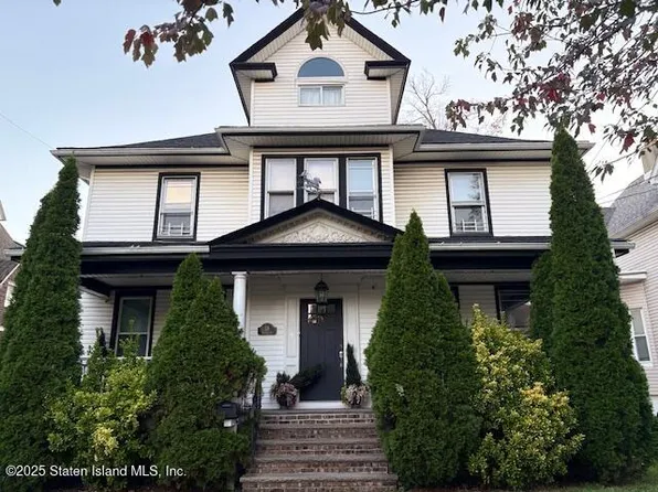 28 Clinton Pl, Staten Island, NY 10302