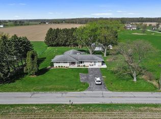 56915 Tulip Rd, New Carlisle, IN 46552